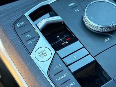 2025 BMW 3 Series — photo 29 view