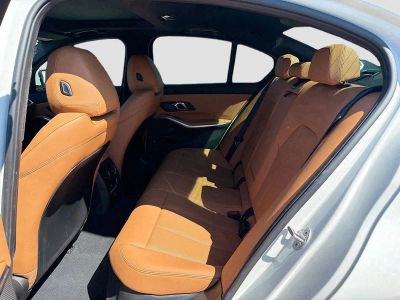 2025 BMW 3 Series — photo 21 view