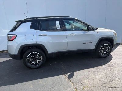 2025 Jeep Compass — rear three-quarter view