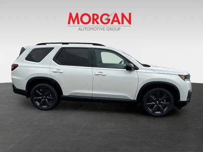 2026 Honda Pilot — photo 8 view