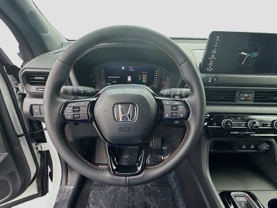 2026 Honda Pilot — photo 10 view