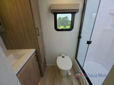 2027 Forest River RV Flagstaff — photo 26 view