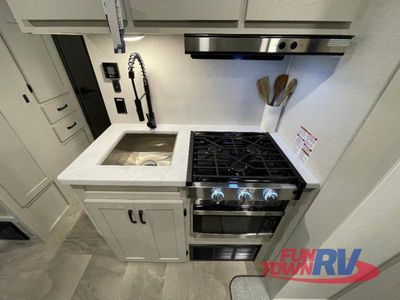 2026 Coachmen RV Chaparral Lite - Photo 9