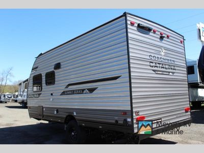 2026 Coachmen RV Catalina Summit Series 7 - Photo 4