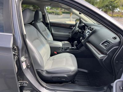 2019 Subaru Outback - Photo 18
