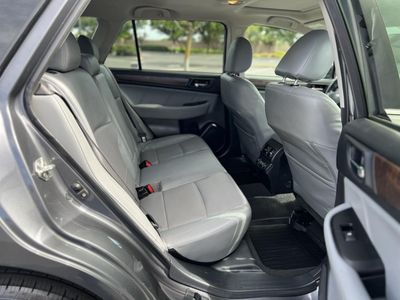 2019 Subaru Outback - Photo 17