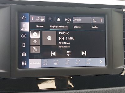 2023 Chrysler Voyager - Photo 19