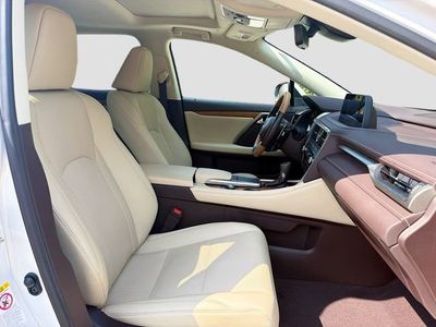 2020 Lexus RX - Photo 16
