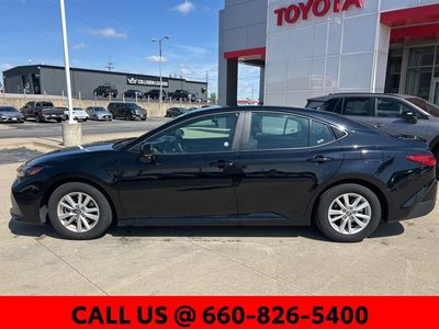 2026 Toyota Camry — photo 11 view