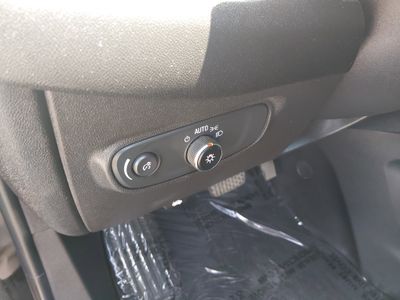 2024 Chevrolet Equinox — photo 13 view