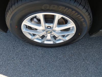 2024 Chevrolet Equinox — photo 10 view