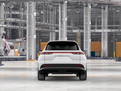 2026 Toyota Crown Signia - Photo 10