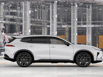 2026 Toyota Crown Signia - Photo 14