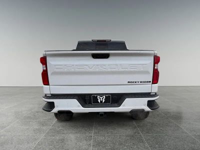 2025 Chevrolet Silverado 1500 — interior view