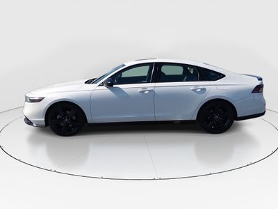 2023 Honda Accord Hybrid - Photo 4