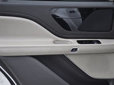 2020 Lincoln Aviator - Photo 23