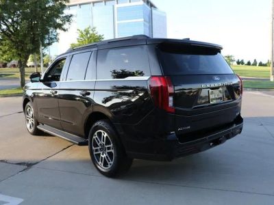 2025 Ford Expedition — interior view