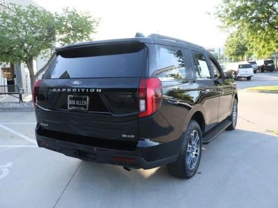 2025 Ford Expedition — detail view