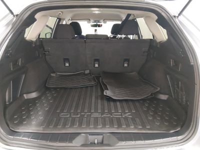 2021 Subaru Outback — photo 11 view