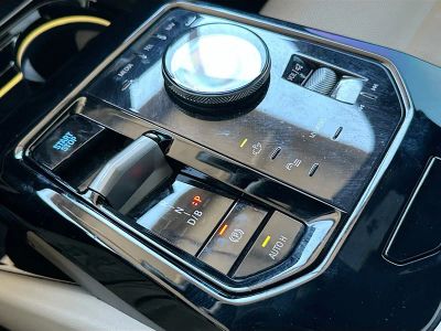 2024 BMW i5 — photo 17 view