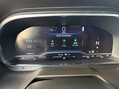 2024 Chevrolet Suburban — photo 9 view