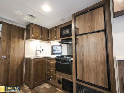 2020 EAST TO WEST Silver Lake - Photo 10