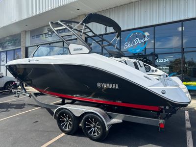 2025 Yamaha 222SE - Photo 7