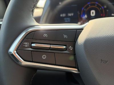 2026 Chevrolet Equinox — photo 8 view