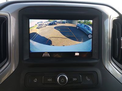 2021 Chevrolet Silverado 1500 — photo 17 view