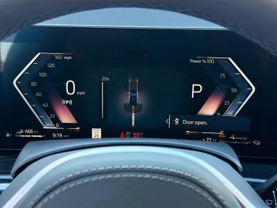 2026 BMW X5 — photo 40 view