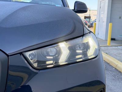 2026 BMW X5 — photo 9 view