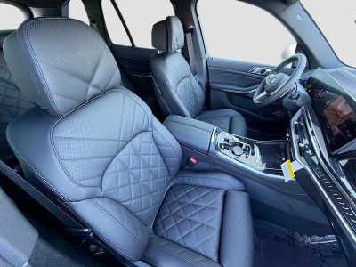 2026 BMW X5 — photo 14 view