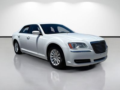 2013 Chrysler 300 - Photo 1