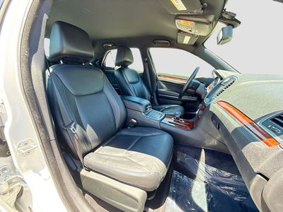 2013 Chrysler 300 - Photo 14
