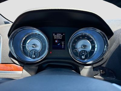 2013 Chrysler 300 - Photo 34