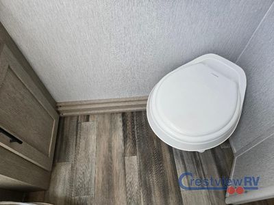 2024 Forest River RV EVO - Photo 33