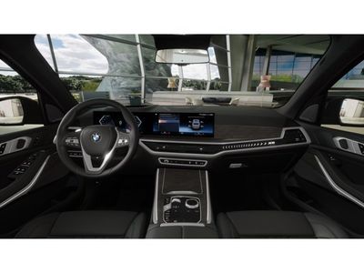 2026 BMW X5 — photo 10 view