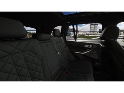2026 BMW X5 — photo 12 view