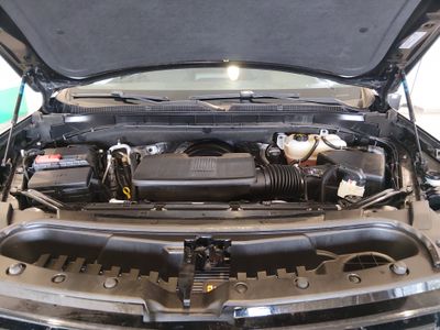 2024 Chevrolet Suburban - Photo 9