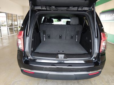 2024 Chevrolet Suburban - Photo 11
