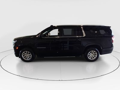 2024 Chevrolet Suburban - Photo 4
