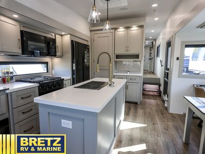 2026 Brinkley Model Z - Photo 10