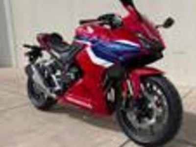2025 Honda CBR500R - Photo 1