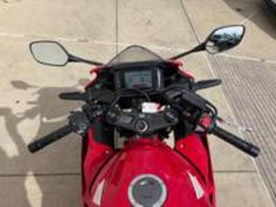 2025 Honda CBR500R - Photo 11