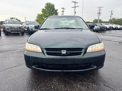 2000 Honda Accord - Photo 2