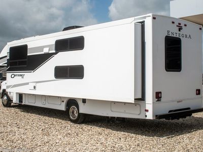 2026 Entegra Coach Odyssey SE - Photo 2