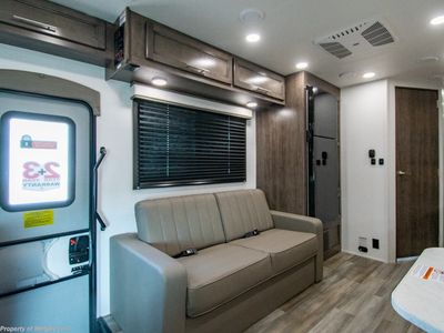 2026 Entegra Coach Odyssey SE - Photo 9