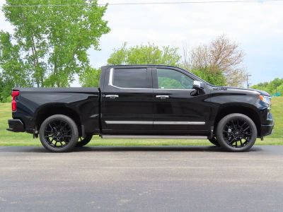 2026 Chevrolet Silverado 1500 — side profile view