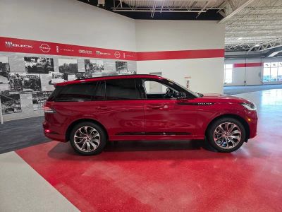 2026 Lincoln Aviator — side profile view