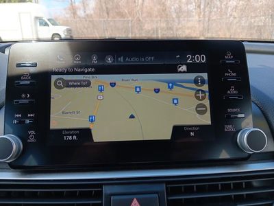 2019 Honda Accord Hybrid Touring Sedan - Photo 19